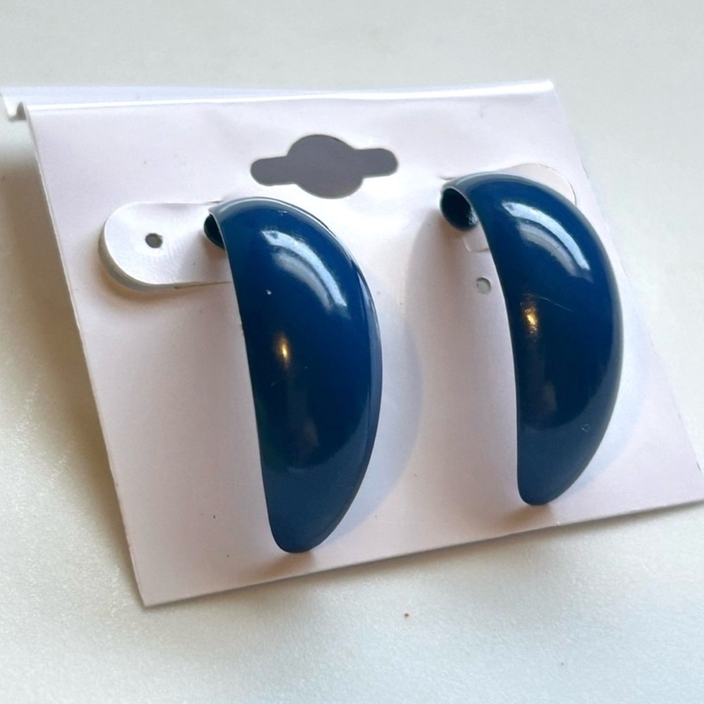Women’s Navy Blue Vintage Crescent Hoop Earrings